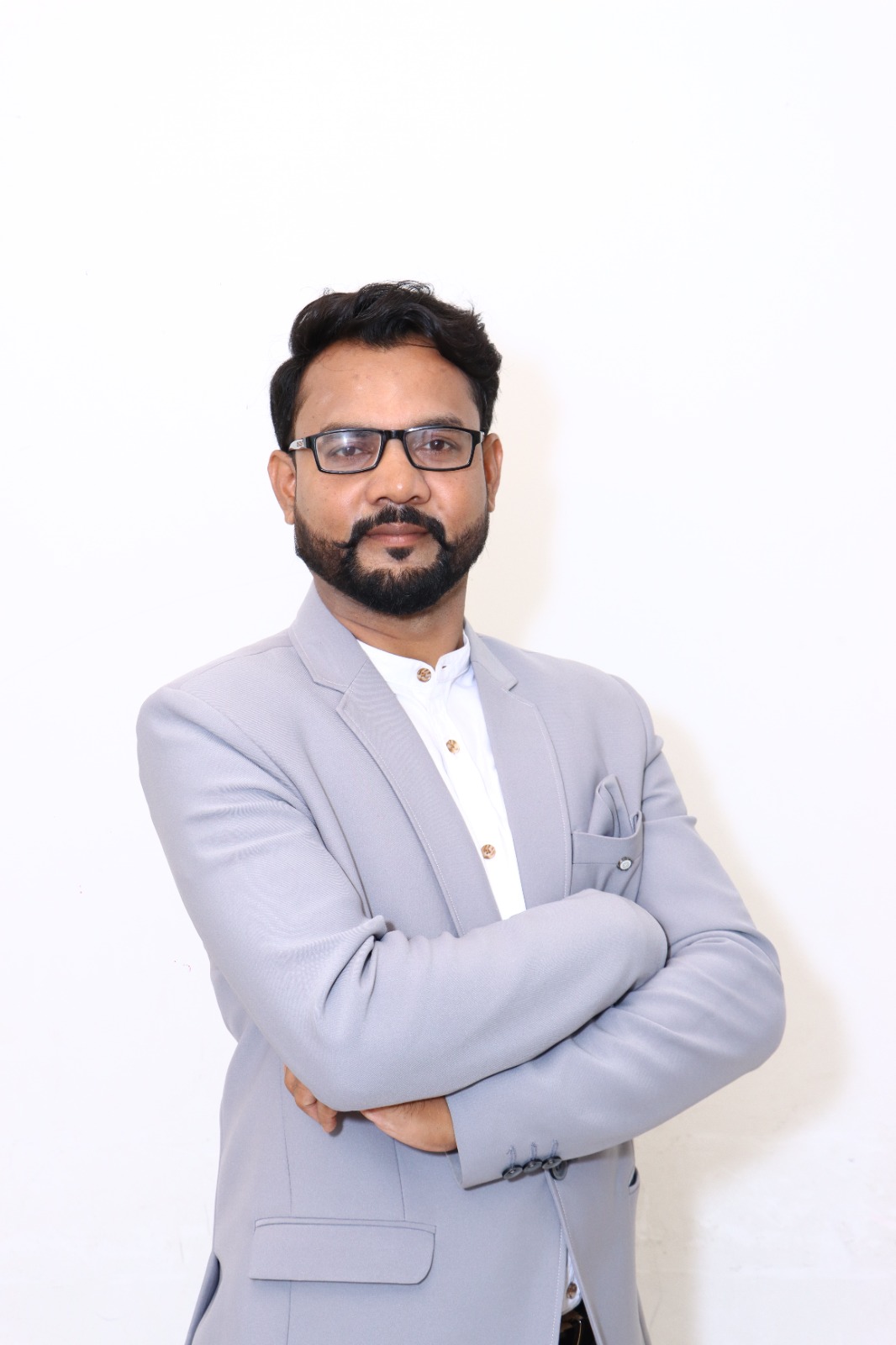 Mr. Anil Kawale - Academic Visionary